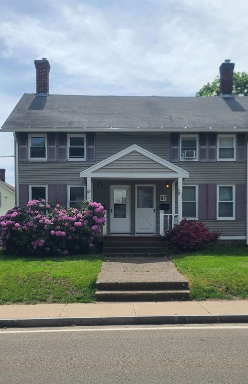 85 N Main St #85, Whitinsville, MA 01588