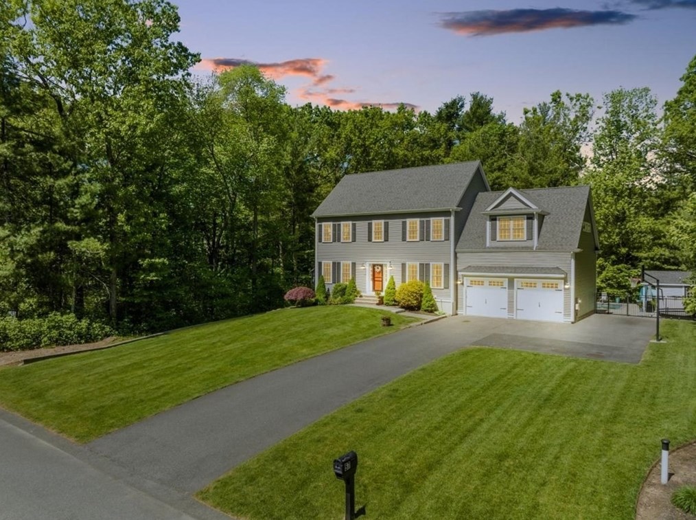 57 Christina Dr, East Bridgewater, MA 02324 exterior