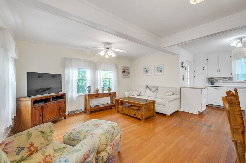 37 Bowdoin St, Lawrence MA 01843-2109 exterior