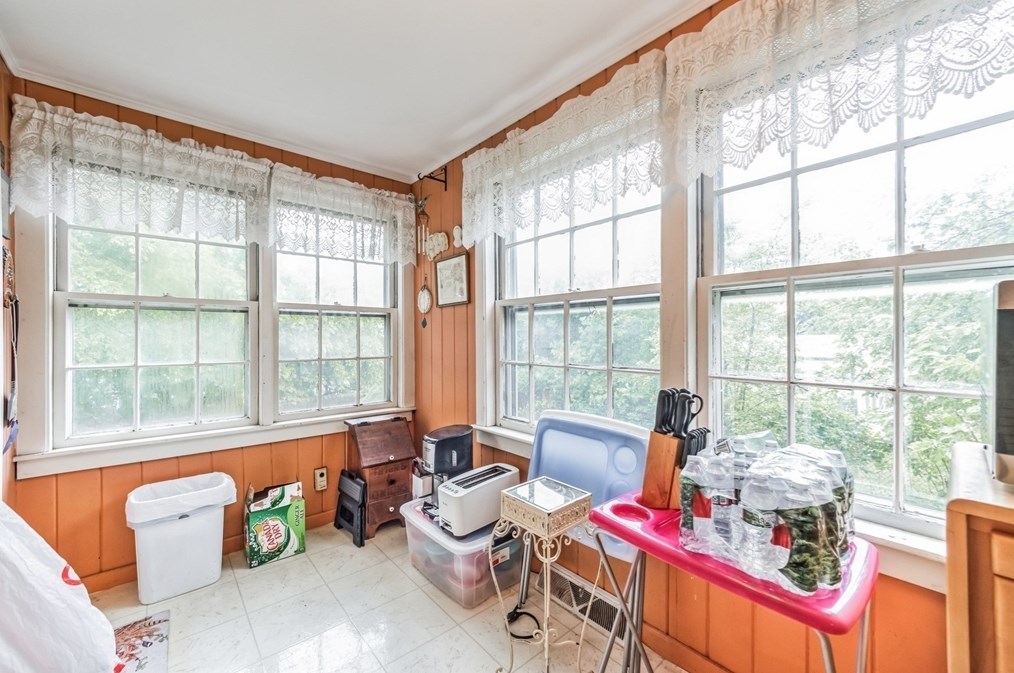 37 Bowdoin St, Lawrence MA 01843-2109 exterior