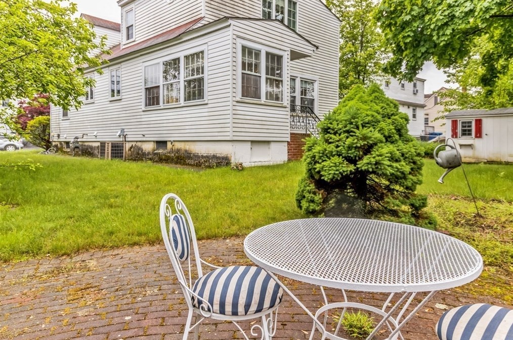 37 Bowdoin St, Lawrence MA 01843-2109 exterior