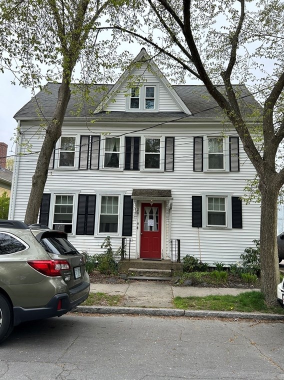 20 William St, Fairhaven, MA 02719