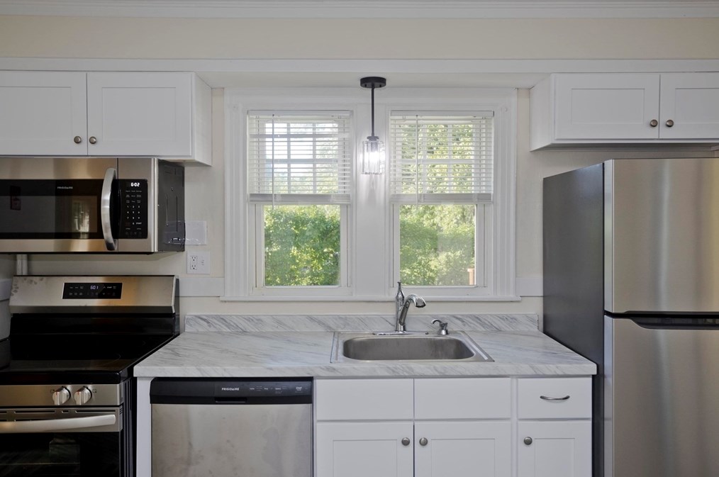 1350 Wilbraham Rd, Springfield MA  01119-2637 exterior