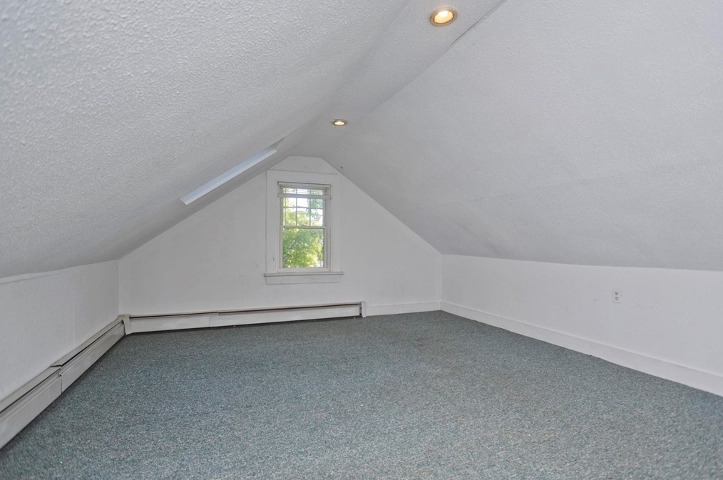 1350 Wilbraham Rd, Springfield MA  01119-2637 exterior