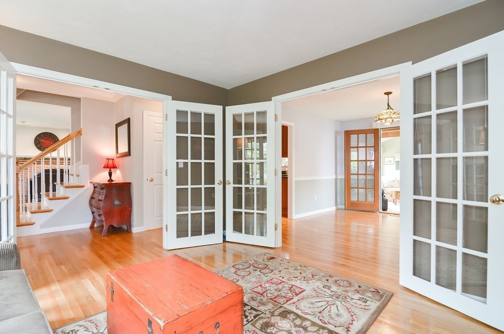 36 Lorraine Metcalf Rd, Franklin MA 02038-3234 exterior