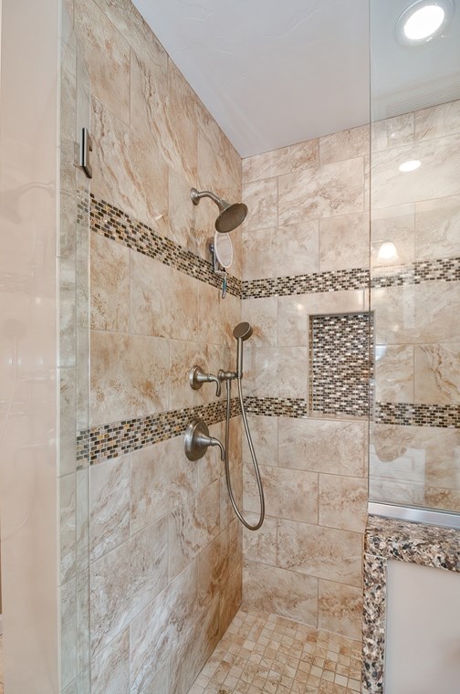 36 Lorraine Metcalf Rd, Franklin MA 02038-3234 exterior