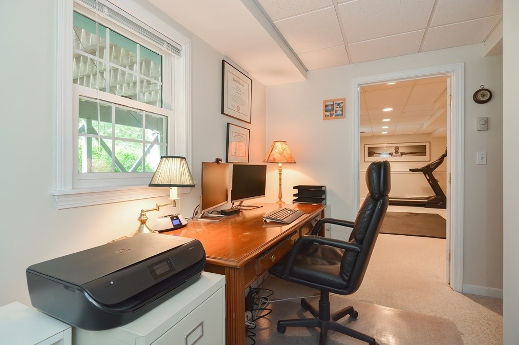 36 Lorraine Metcalf Rd, Franklin MA 02038-3234 exterior