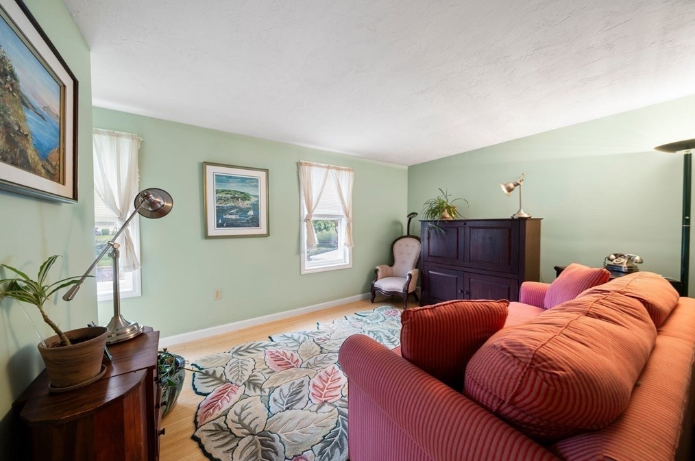 21 Lucys Path, Plymouth MA 02360-6202 exterior