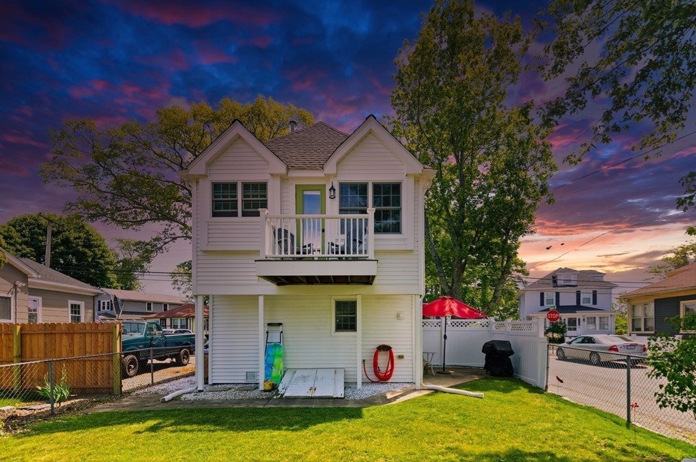 150 Palmer St, Quincy MA 02169-3308 exterior