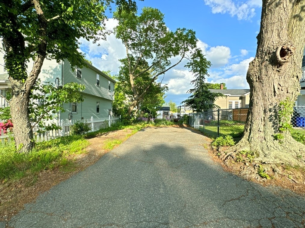 150 Palmer St, Quincy MA 02169-3308 exterior