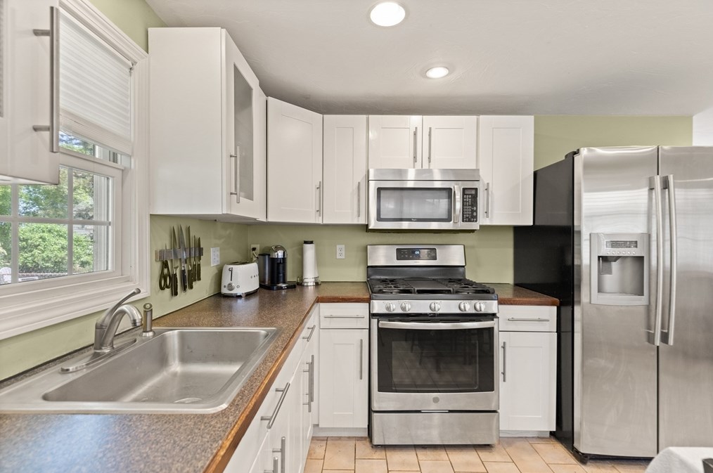 150 Palmer St, Quincy MA 02169-3308 exterior