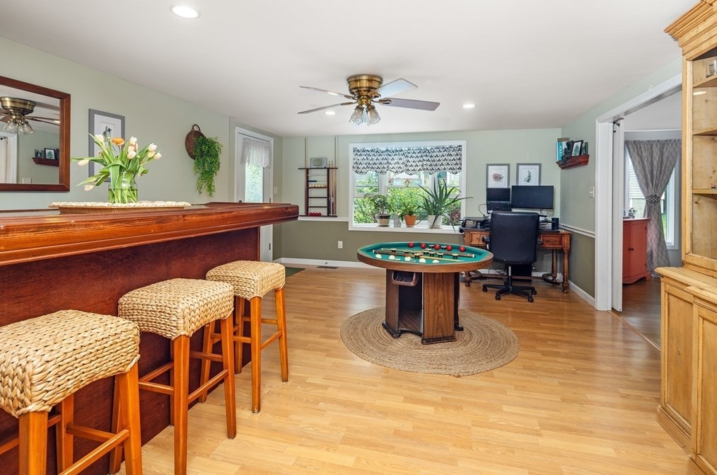 84 King St, Hanover MA 02339-2404 exterior