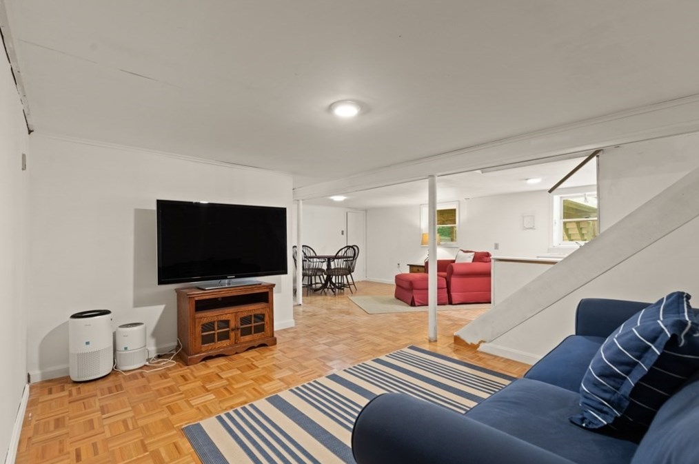 371 Franklin St, Reading MA 01867-1037 exterior