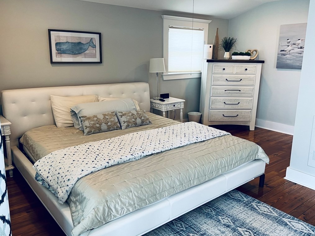 98 Wilson Rd, Nahant MA 01908-1040 exterior