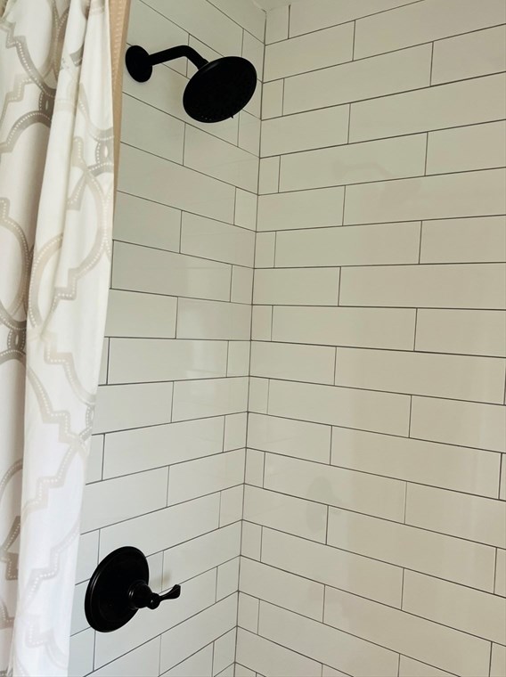 98 Wilson Rd, Nahant MA 01908-1040 exterior