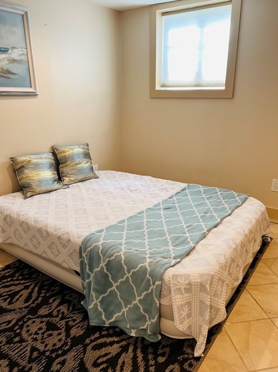 98 Wilson Rd, Nahant MA 01908-1040 exterior