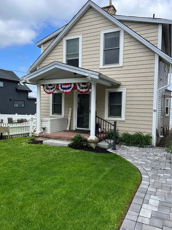 98 Wilson Rd, Nahant MA 01908-1040 exterior