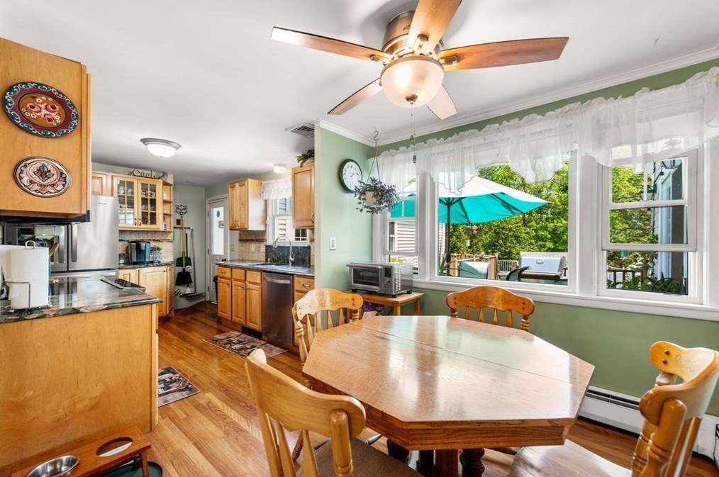 80 Fallon Cir, Braintree MA 02184-3821 exterior