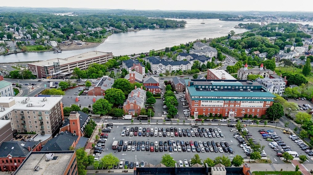 11 Church St, Salem MA 01970-3766 exterior