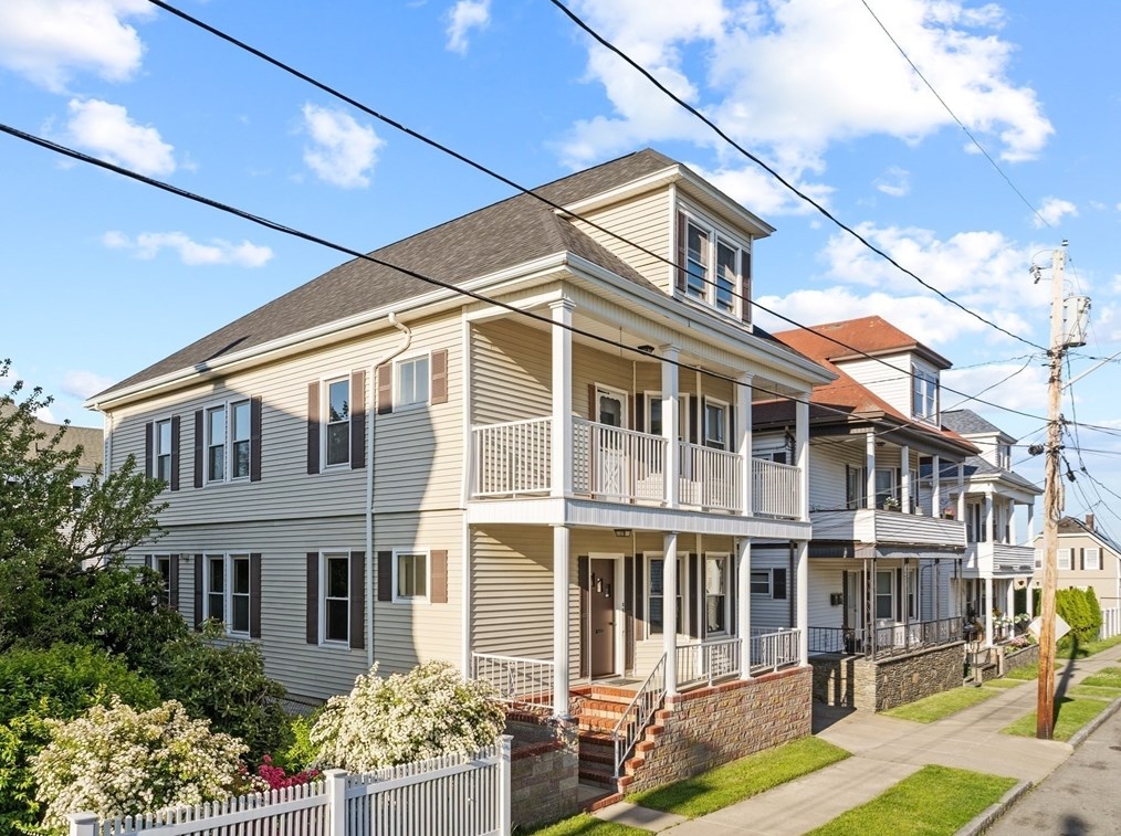 29 Winsper St, New Bedford, MA 02740