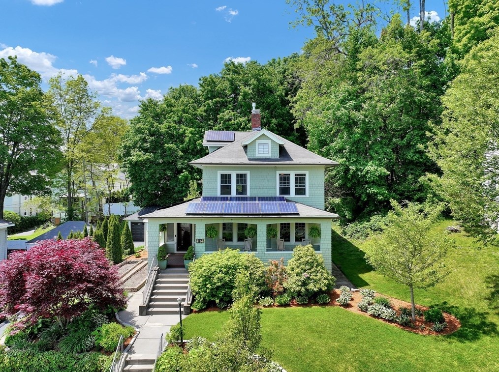 16 Vesper St, Worcester MA 01602-1439 exterior