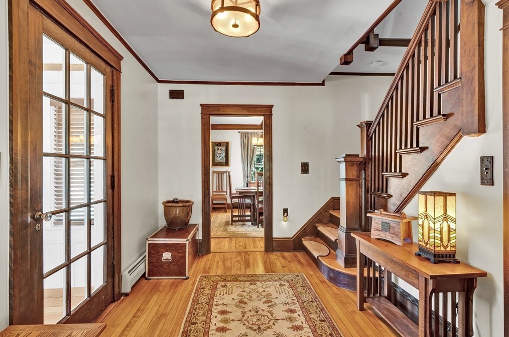 16 Vesper St, Worcester MA 01602-1439 exterior