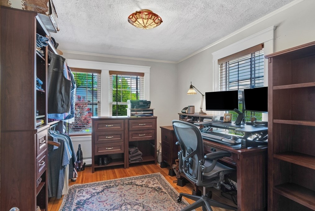 16 Vesper St, Worcester MA 01602-1439 exterior