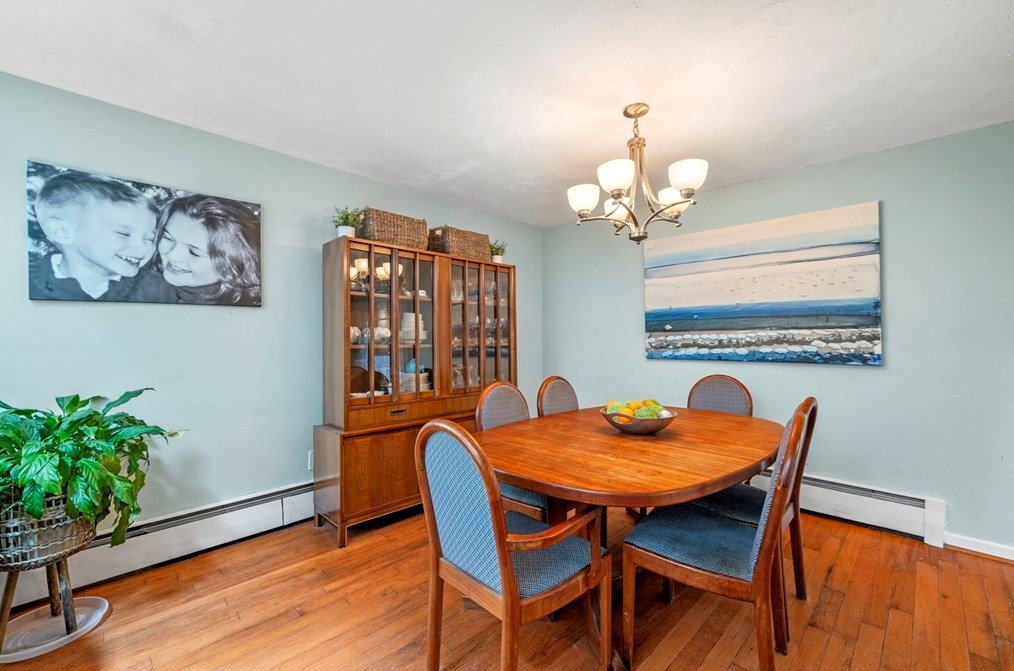 82 Cornell Rd, Marblehead MA 01945-2198 exterior