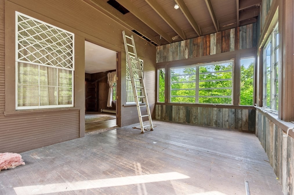 25 Fairbank St, Winchendon MA 01475-1718 exterior