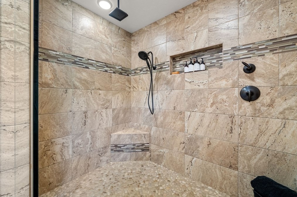 58 Blueberry Rd, Plymouth MA 02360-6800 exterior