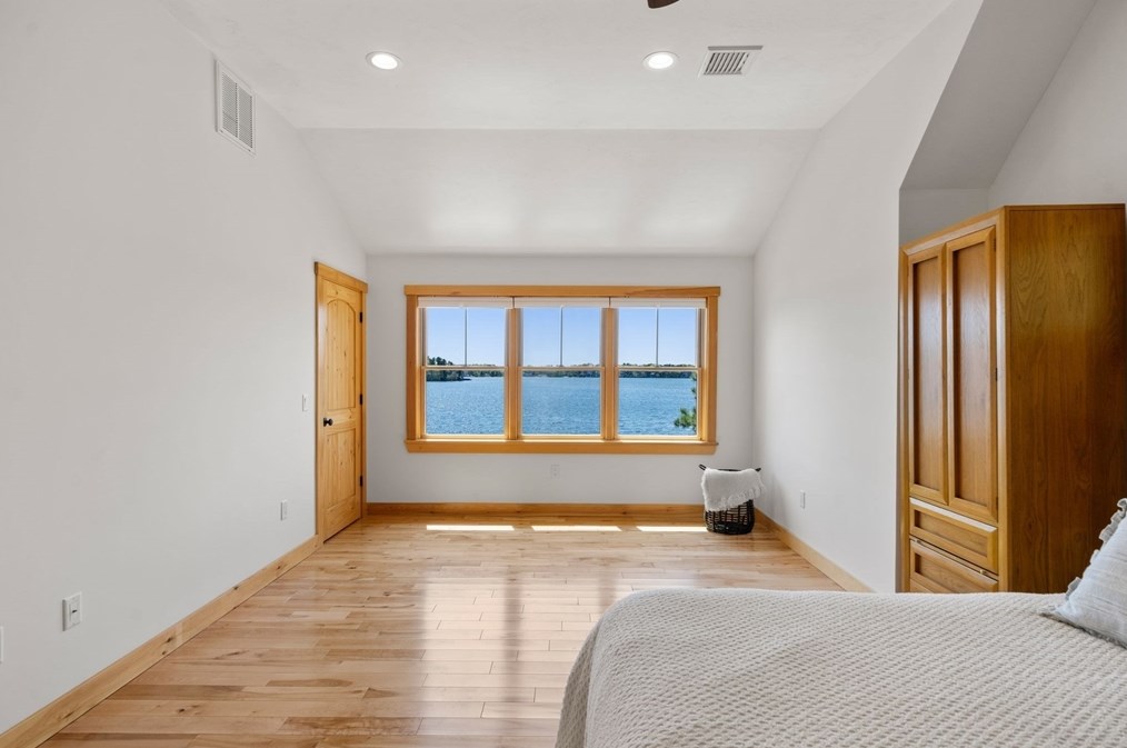 58 Blueberry Rd, Plymouth MA 02360-6800 exterior