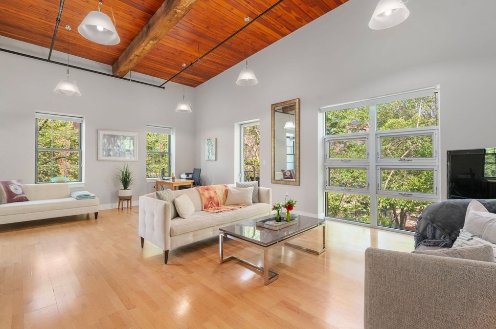 4 Powder Mill Square #104, Andover, MA 01810