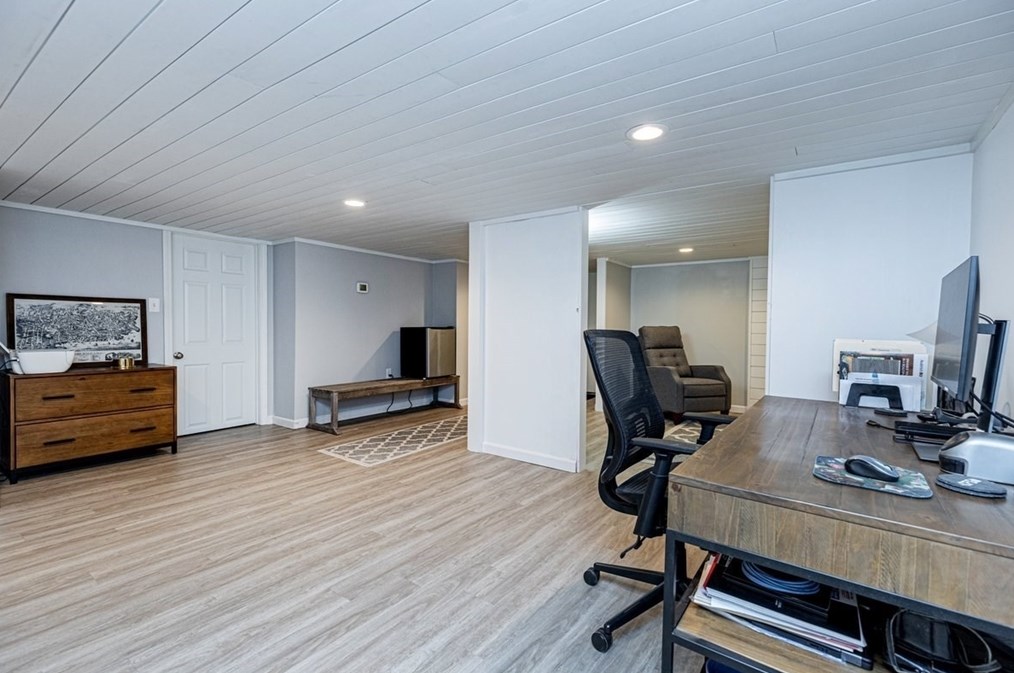 54 Cornell Rd, Marblehead MA 01945-2140 exterior