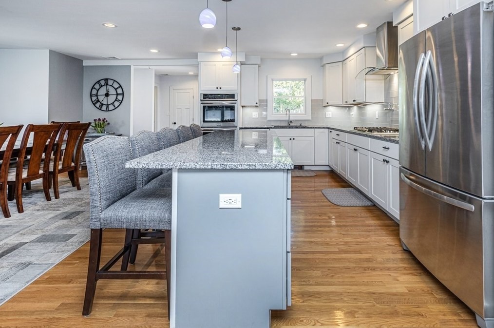 54 Cornell Rd, Marblehead MA 01945-2140 exterior