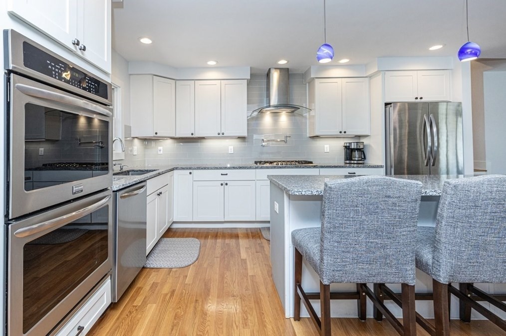 54 Cornell Rd, Marblehead MA 01945-2140 exterior