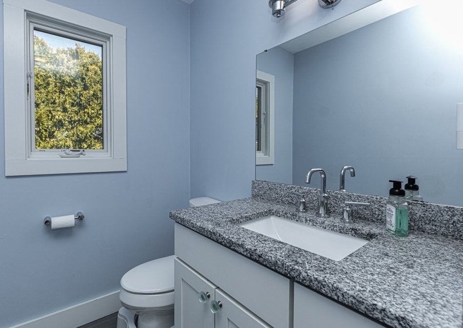 54 Cornell Rd, Marblehead MA 01945-2140 exterior