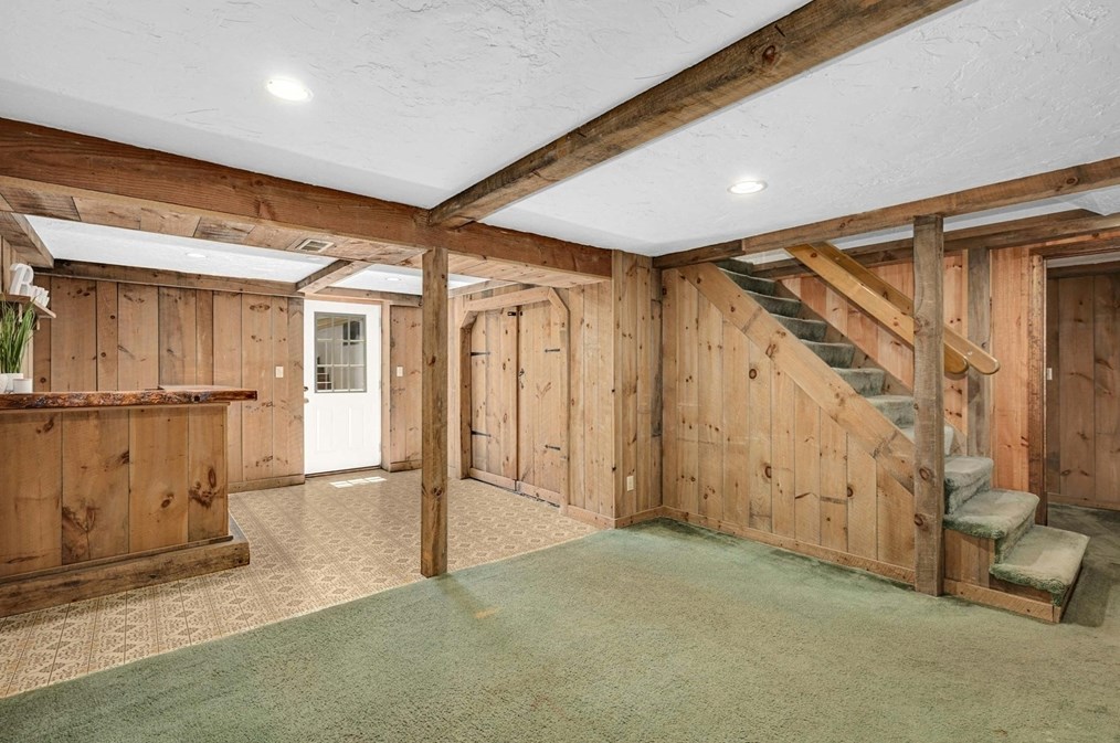 7 Sweetland Farm Rd, Norfolk MA 02056-1346 exterior