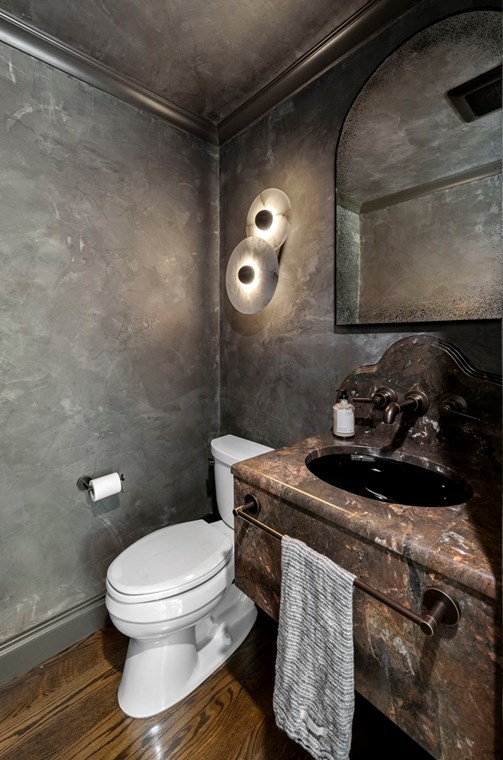 39 Jersey St, Marblehead MA 01945-2414 exterior