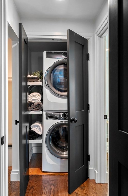 39 Jersey St, Marblehead MA 01945-2414 exterior