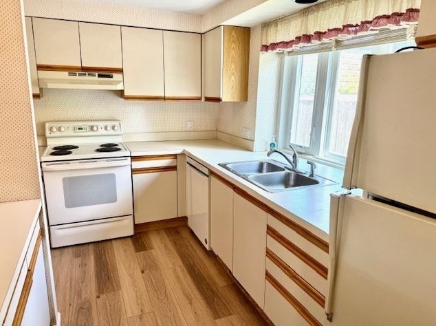 140 N Main St #8d, Attleboro, MA 02703