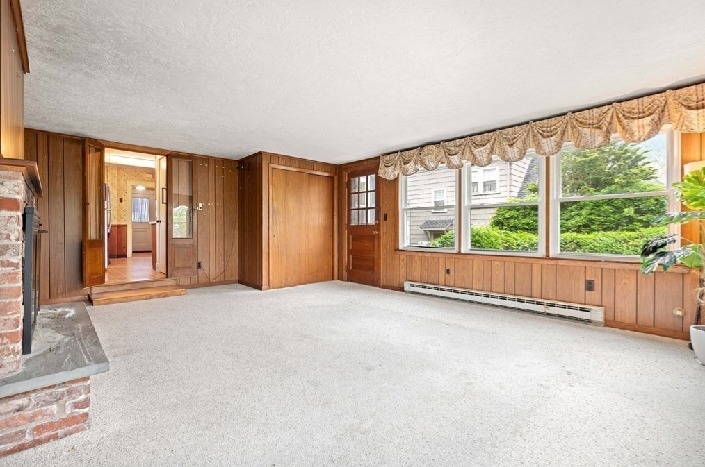 4 Prince St, Marblehead MA 01945-2224 exterior