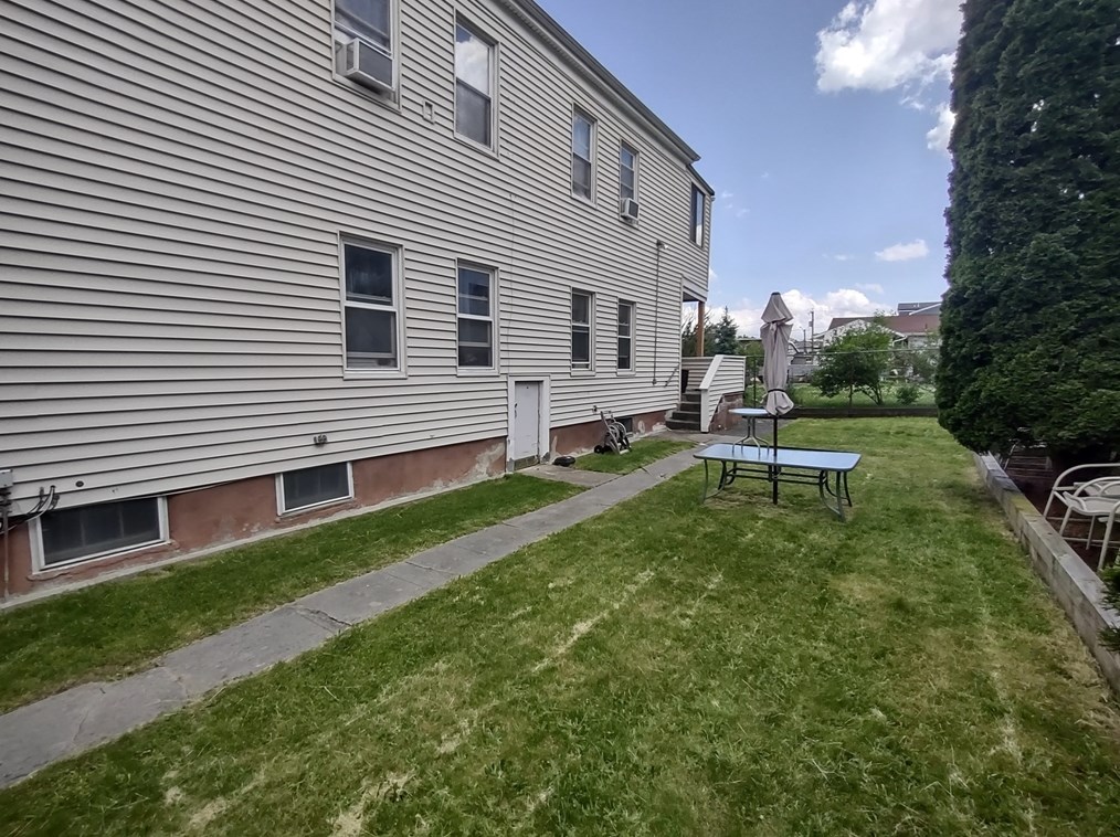 77 Mills St, Malden MA  02148-7825 exterior