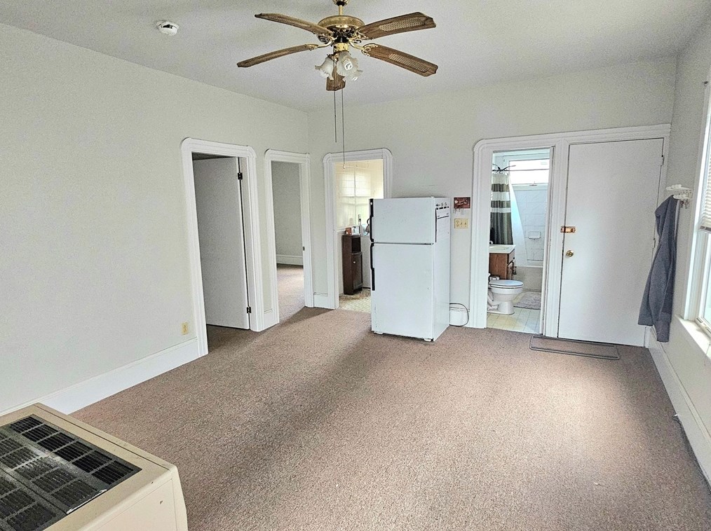 87 Hathaway St, New Bedford MA 02746-2243 exterior