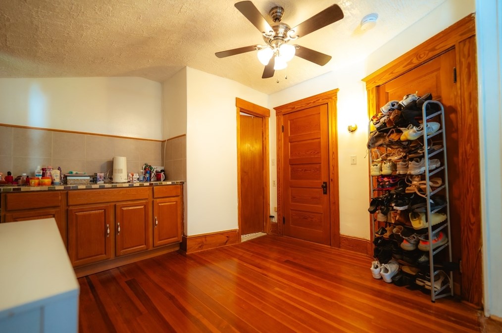 176 Ferry St, Lawrence MA  01841-1330 exterior