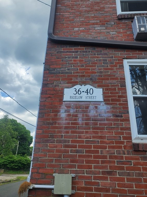 40 Bigelow St, Quincy MA 02169-5444 exterior