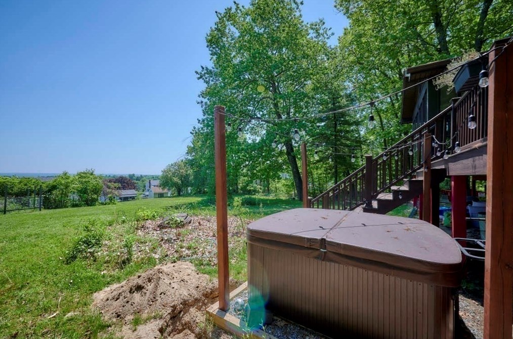 115 Hl St, Leominster MA 01453-3912 exterior