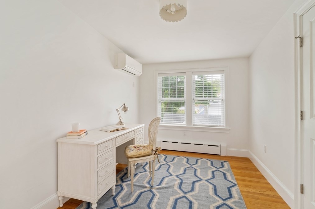 106 Florence Ave, Arlington MA 02476-7264 exterior