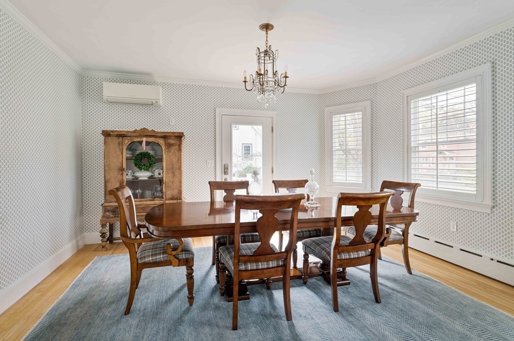 106 Florence Ave, Arlington MA 02476-7264 exterior