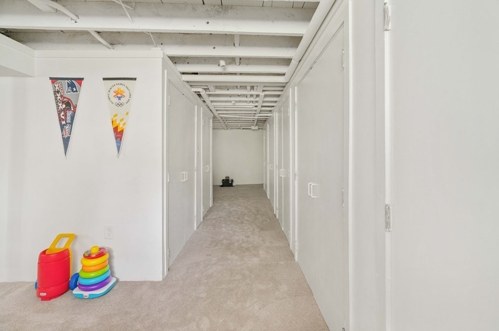 106 Florence Ave, Arlington MA 02476-7264 exterior