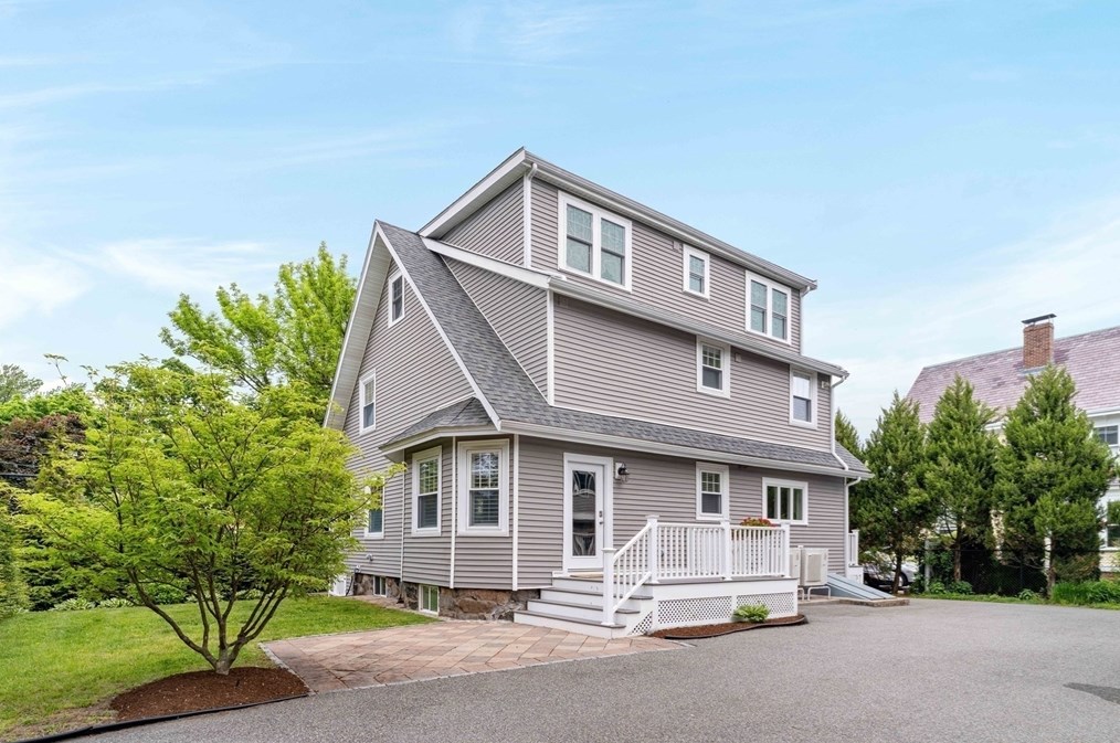 106 Florence Ave, Arlington MA 02476-7264 exterior